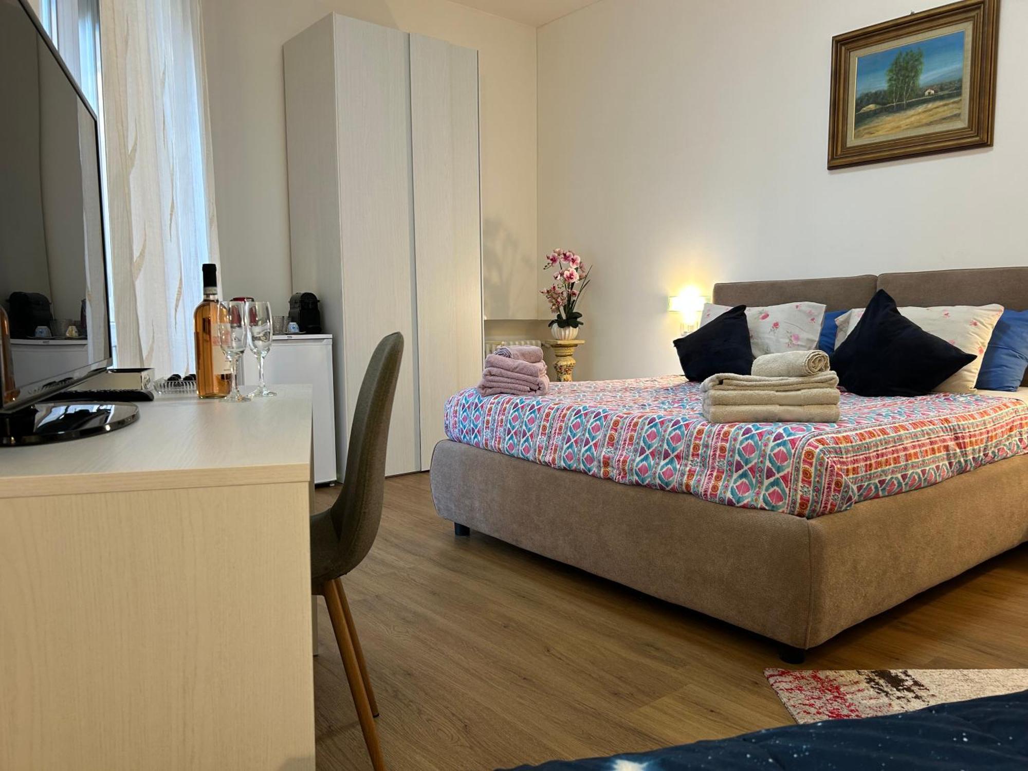 Valverde Apartment And Rooms Verona Eksteriør billede